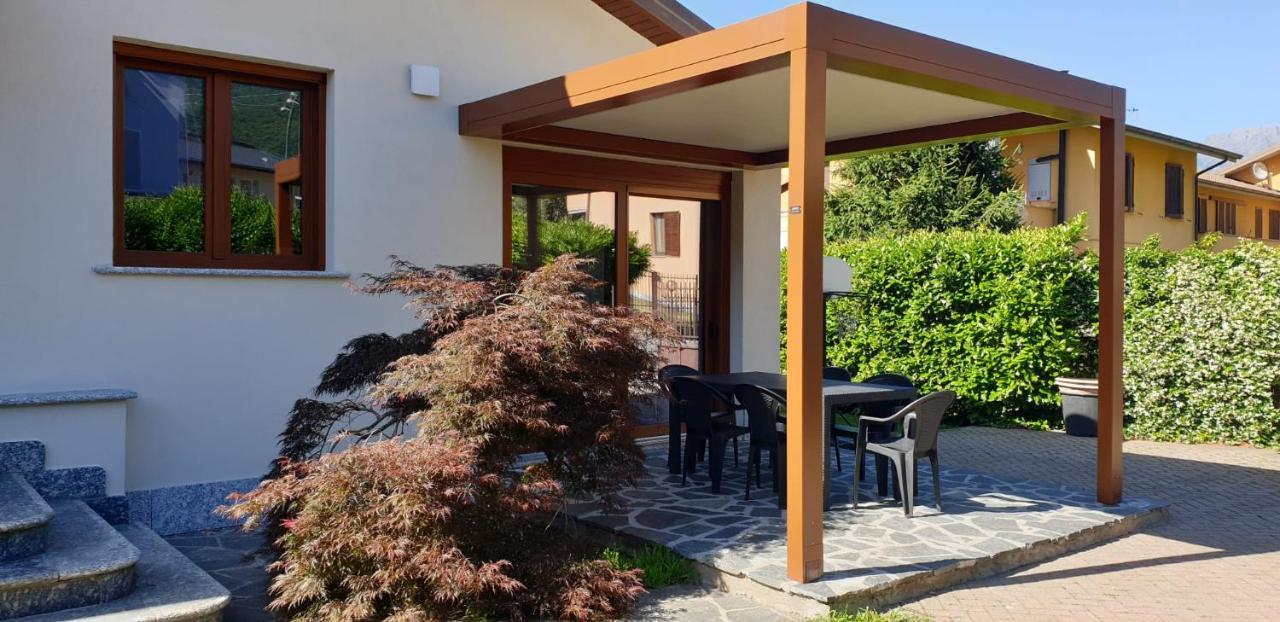Villa Iris -Pet Friendly Stay - Garden - Private Parking- Bike Friendly Holiday House Colico Exterior photo