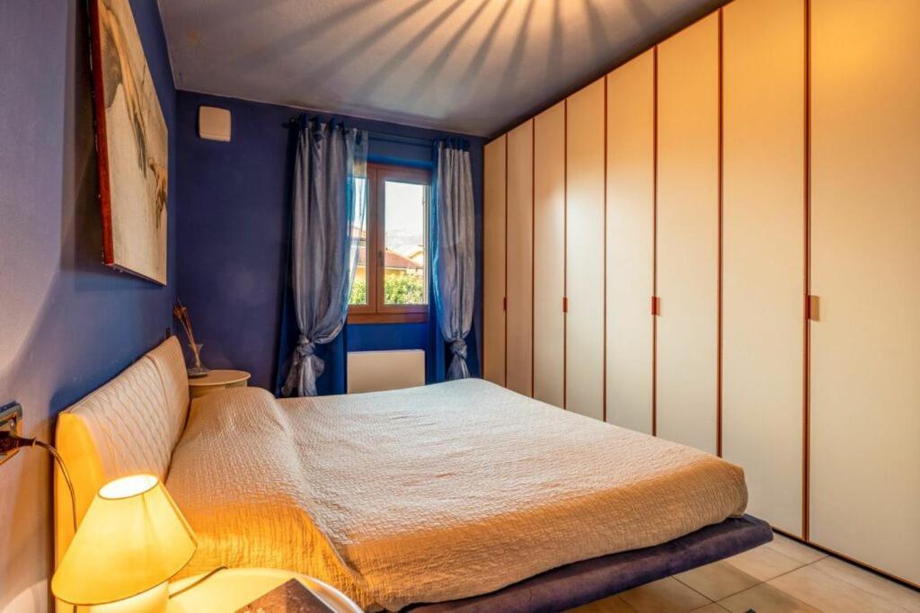 Villa Iris -Pet Friendly Stay - Garden - Private Parking- Bike Friendly Holiday House Colico Exterior photo