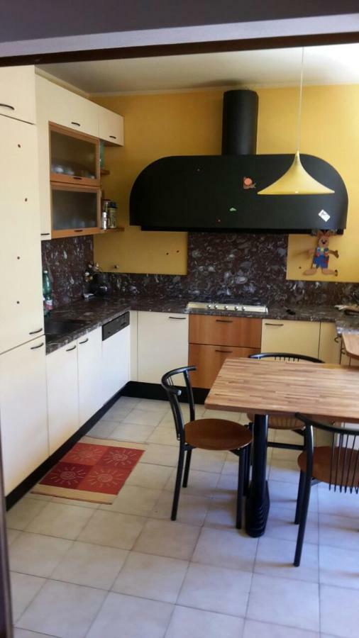Villa Iris -Pet Friendly Stay - Garden - Private Parking- Bike Friendly Holiday House Colico Exterior photo